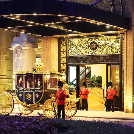 Grand Emperor Hotel