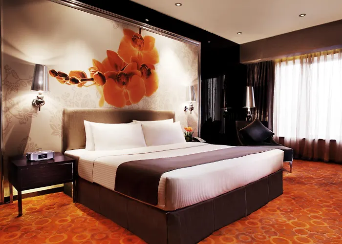 Grand Emperor Hotel