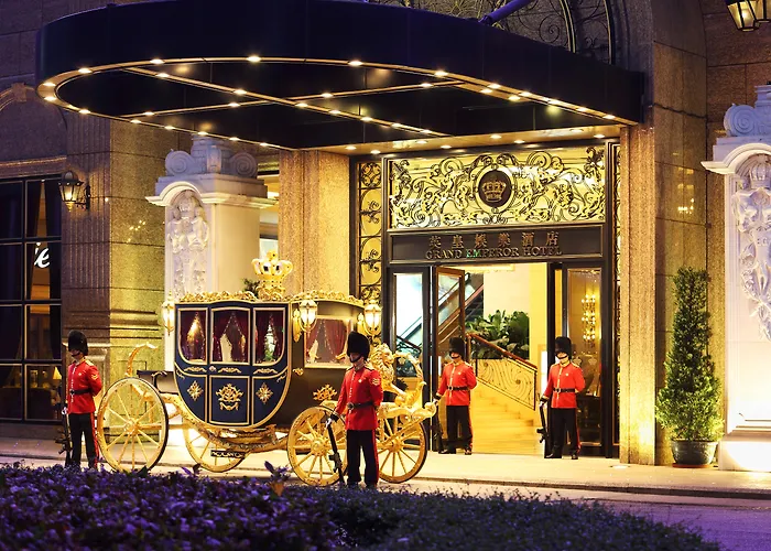 Grand Emperor Hotel 4*