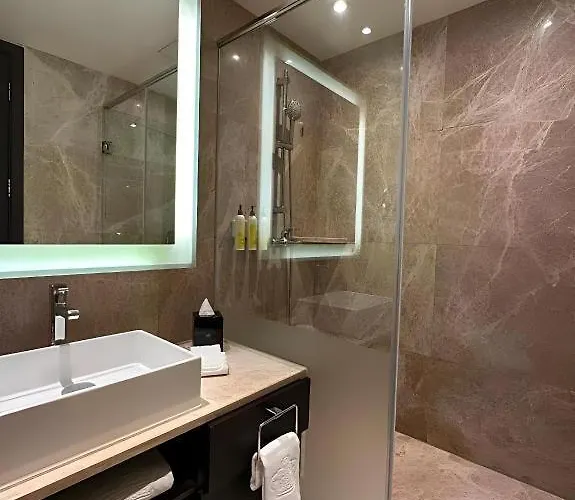Grand Emperor 4* Macau