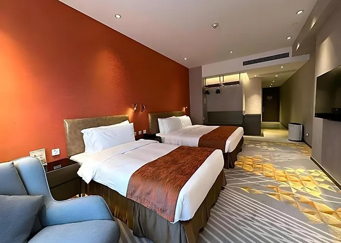 Grand Emperor Hotel