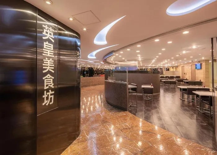 Grand Emperor Hotel 4*