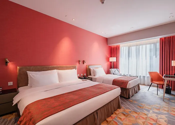 Grand Emperor Hotel